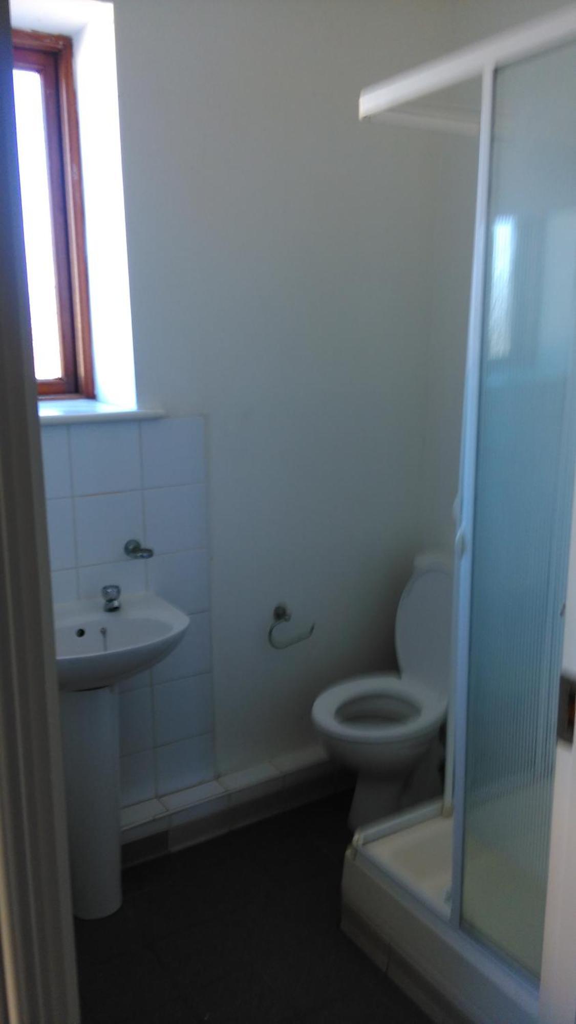 2 Bedroom, 2 Bathroom Apartment Дублин Экстерьер фото